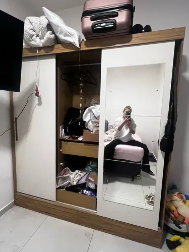 Guarda roupa casal