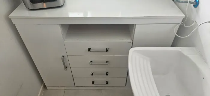 Móvel balcão aparador cômoda