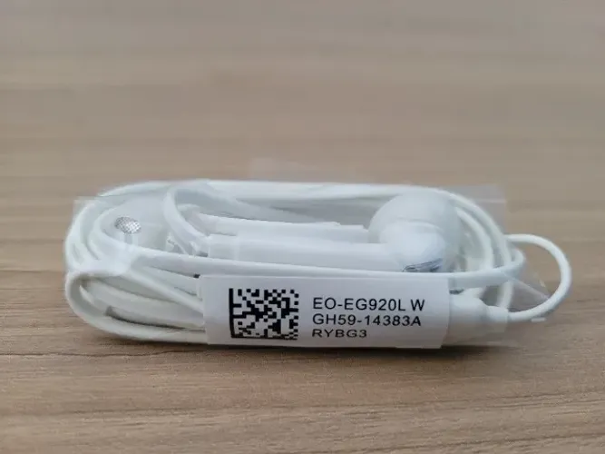 Fone de ouvido c/ microfone 