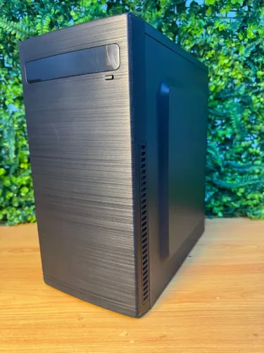 PC   Intel Core i3 2120 - 3.00GHZ 4GB DDR3 120GB SSD