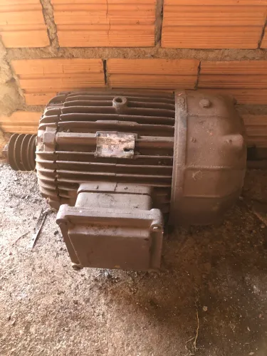 Motor elétrico