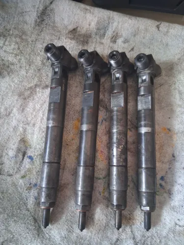 Bicos injetores sprinter 311 313 415 Original (usado)