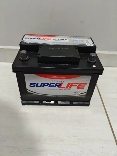 Bateria 60 amperes Semi nova fabricação 12/2025 com garantia valor a base de troca 