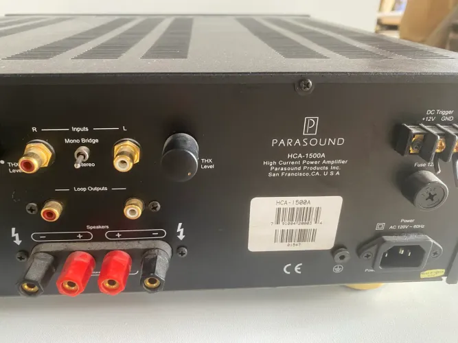 Amplificador Parasound HCA 1500 A