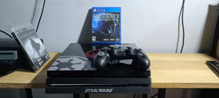 PS4 PRO EDIÇÃO BATTLEFRONT II