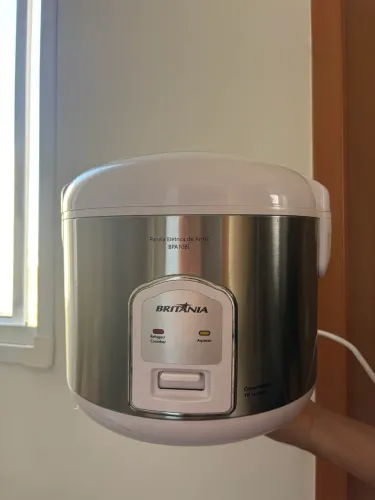 Panela de arroz elétrica Britânia