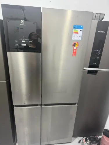Geladeira Electrolux French Door 4 portas