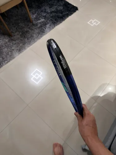 Raquete yonex ezone 100