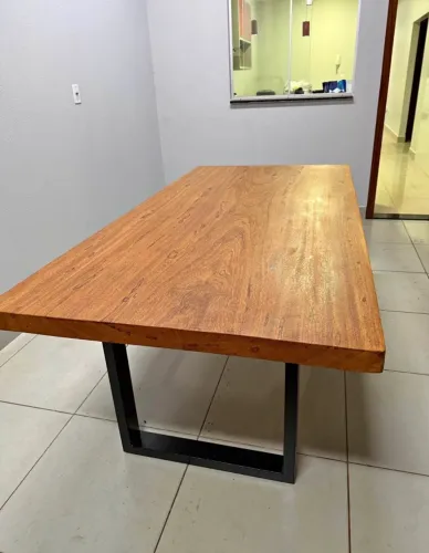 Mesa de madeira