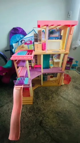 Vendo casa da Barbie