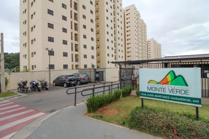 Apartamento mobiliado com 2 dormitórios no Jardim Gutierres