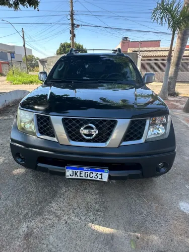 Nissan Frontier SE Attack CD 4X4 2.5 TB Diesel 2013