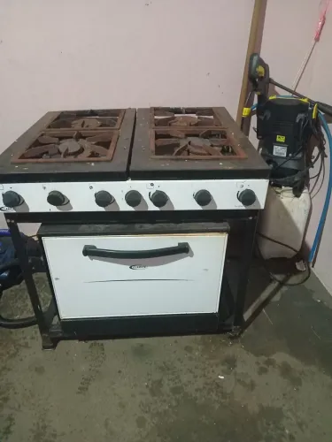Vende se fogão industrial