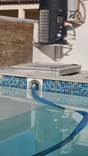 Tampa para casa de máquinas piscina
