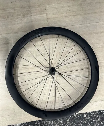 Roda Dianteira Trek BontragerAeoulus pro 51 ciclismo 