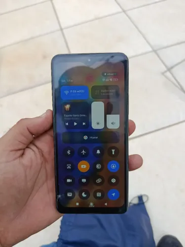 Poco f4