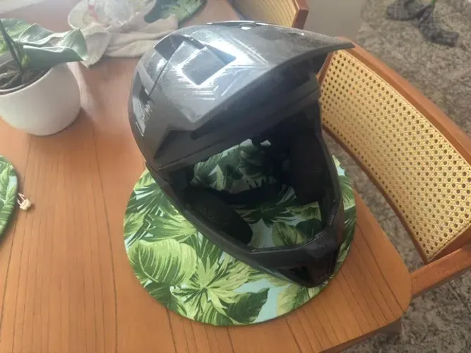 Capacete Leatt Enduro 2.0 Preto Original - Muito Conservado