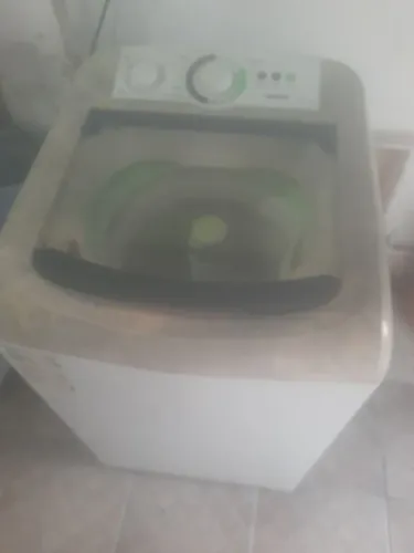 Vende se máquina de lavar com defeito consul 9kg