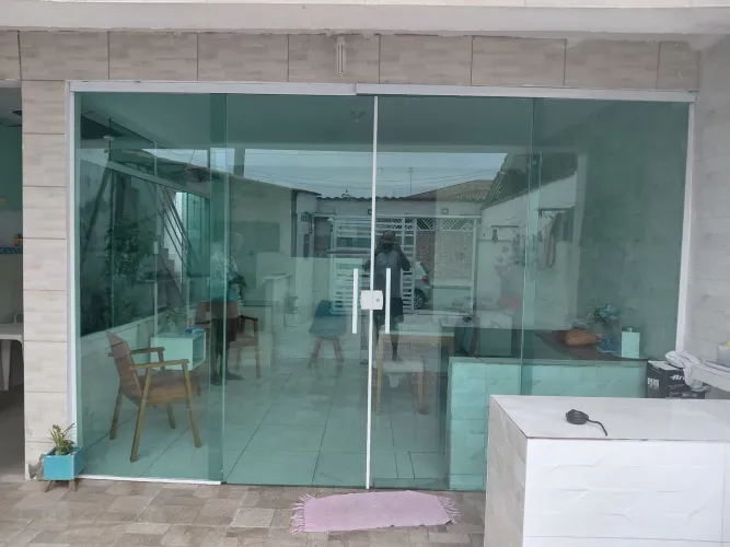 Porta em vidro temperado 