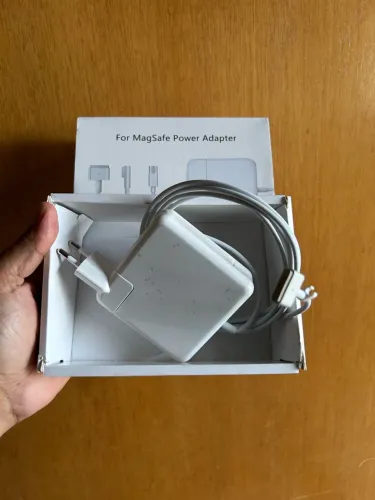 Fonte para MacBook Pro e air MagSafe 2