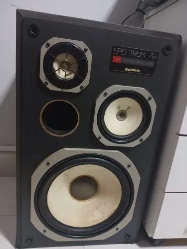 Caixas acústicas Gradiente Spectrun 75