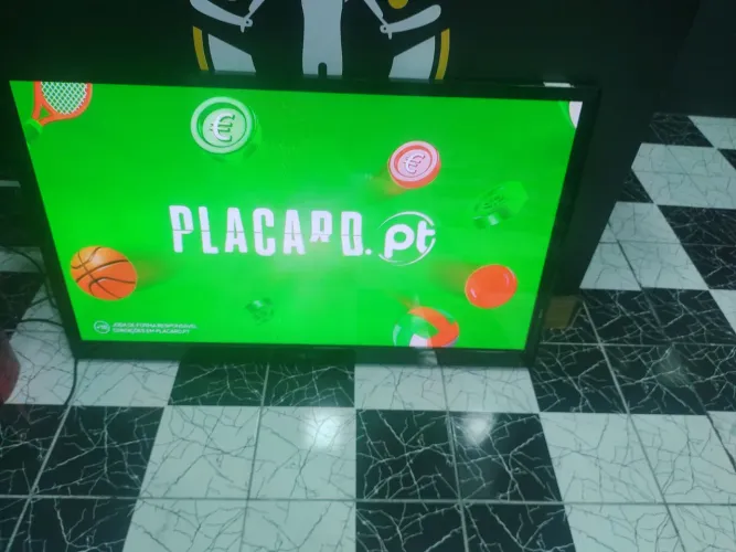 Vendo Tv lg 55 polegadas top de linha em estado de nova obs. nao e smartv R$ 950,00