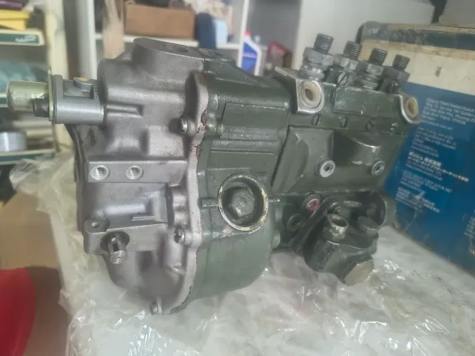 Bomba injetora motor MB 709