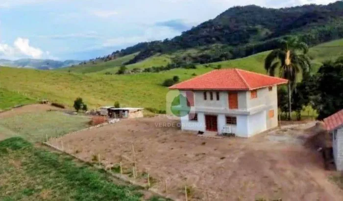 Chácara com 3 suítes à venda, 6100 m² por R$ 1.300.000 - Lambari - Gonçalves/MG