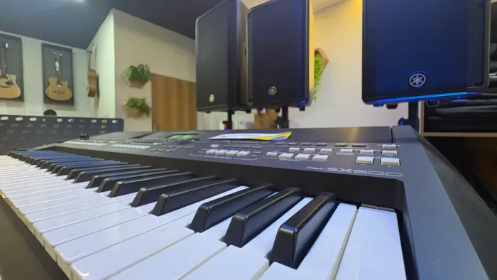 Teclado PSR SX-600