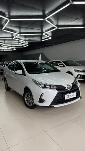 Toyota Yaris XS Connect Sedan 1.5 Flex 16V AUT 2023
