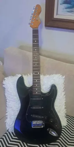 Guitarra Michael 