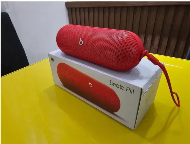 Imperdível ! Cx Apple Beats Pill zerada .