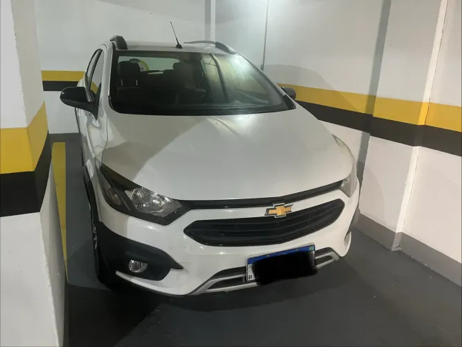 Chevrolet Onix Activ 1.4 8V Flex Mec. 4P 2018