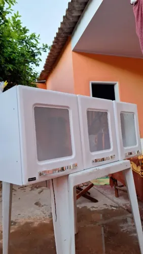 Aereo aço 3 portas com vidro na frente somente 280 reais