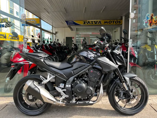 CB 500 HORNET 2026 6.800KM