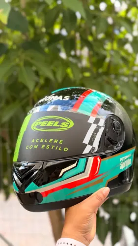 Capacete tamanho 60 nunca usado