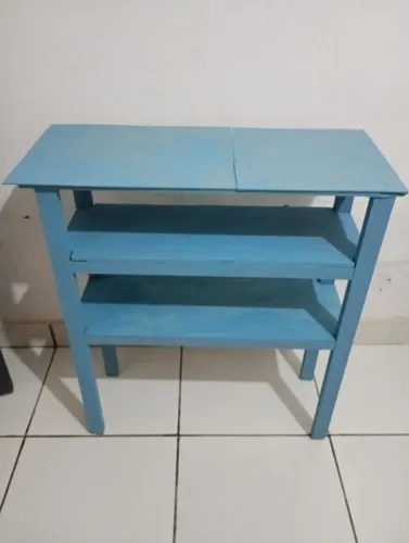 Mesinha em madeira