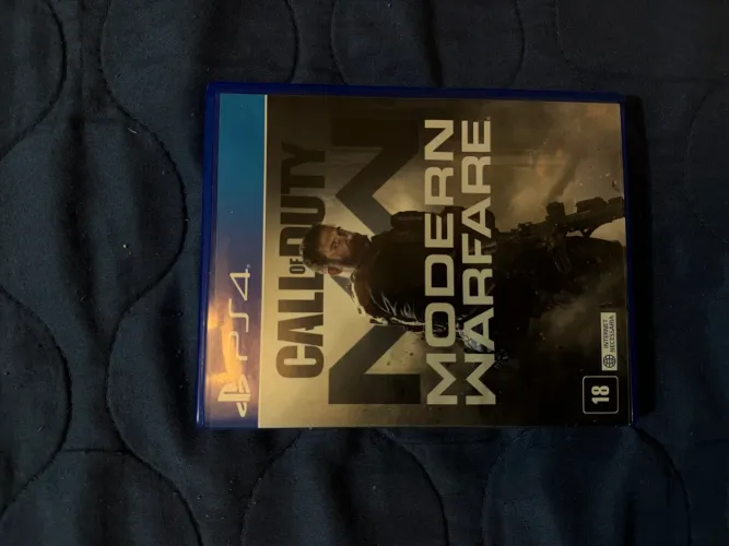 Call Of Duty Modern Warfare PS4 compatível com PS5