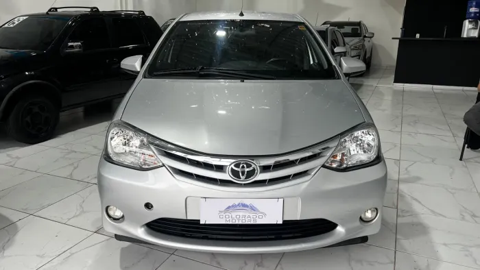 Toyota Etios XLS 1.5 Flex 16V 5P Mec. 2014