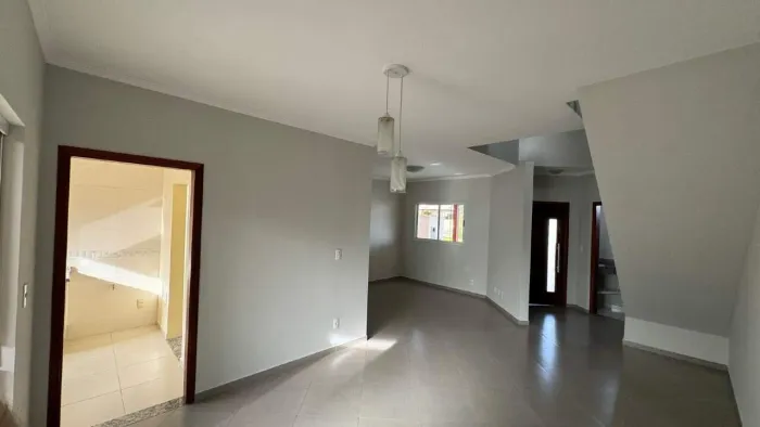 Casa em condomínio à venda, 3 quartos, 1 suíte, 2 vagas, Recreio Das Águas Claras - Rio Cl