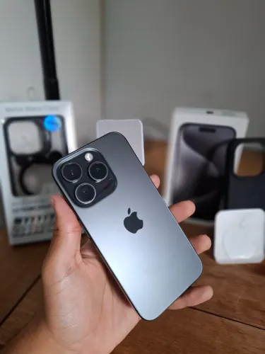 VENDO IPHONE 15 PRO