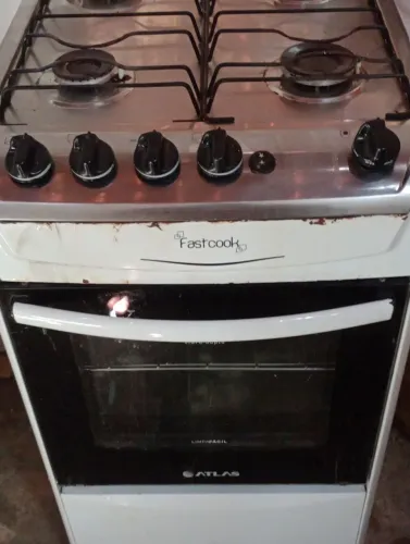 Fogão 4 bocas forno pegando perfeitamente