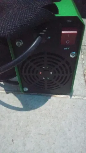 Máquina de solda portátil 130 amperes