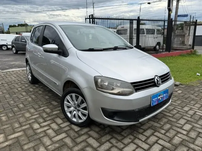 Volkswagen Fox 1.0 MI Total Flex 8V 5P 2011