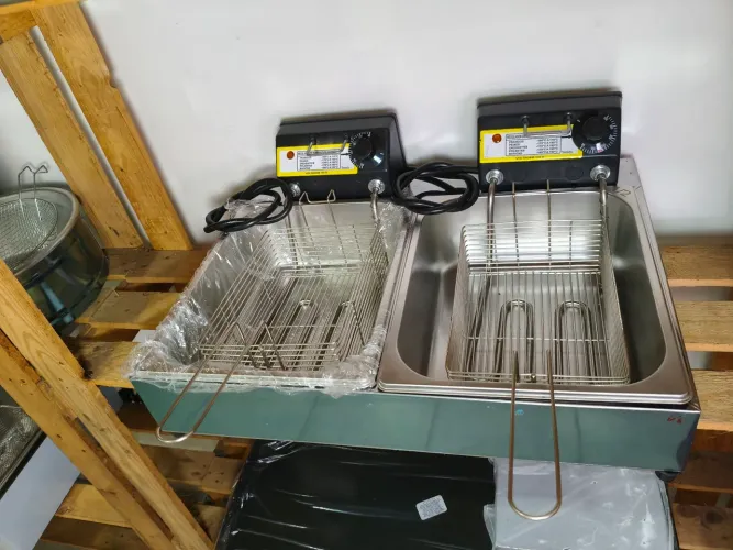 Fritadeira elétrica 2 cubas 5 litros