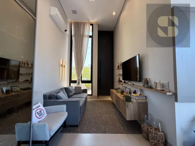 Casa a venda no Condomínio Florais do Parque com 3 suites - Cuiabá, MT