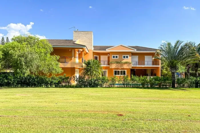Casa de Alto Padrão à Venda ,R$4.790.000, 5 suítes, Condomínio Lago Azul, em Araçoiaba da