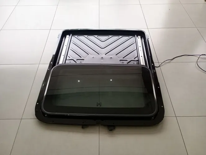 Vendo teto solar do Escort MK5 XR3 sapão 93.
