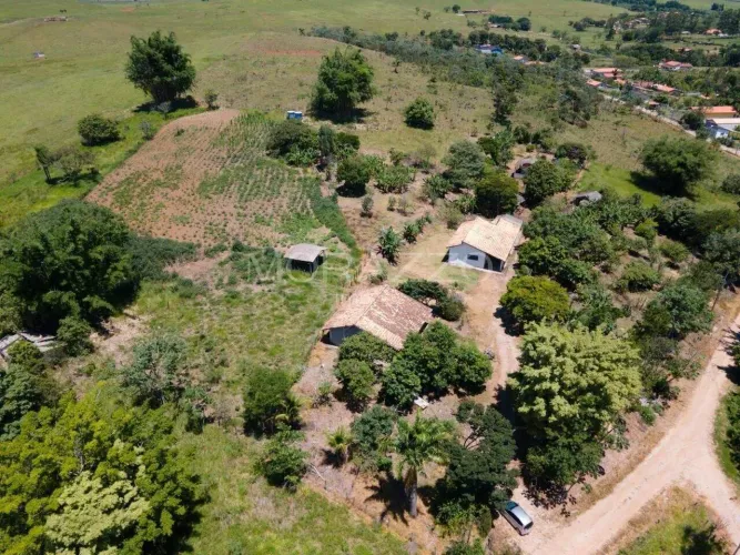 Chácara com 4 dormitórios à venda, 20800 m² por R$ 900.000,00 - Marambaia - Caçapava/SP