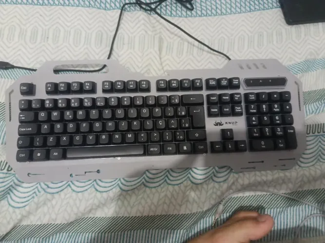 Teclado Gamer Knup - Novo